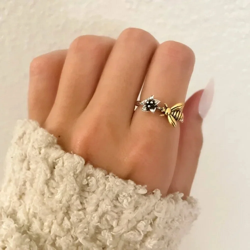 925 Sterling Silver Bee Ring Two Tone Ring Dainty Bee Ring Silver & Gold Ring